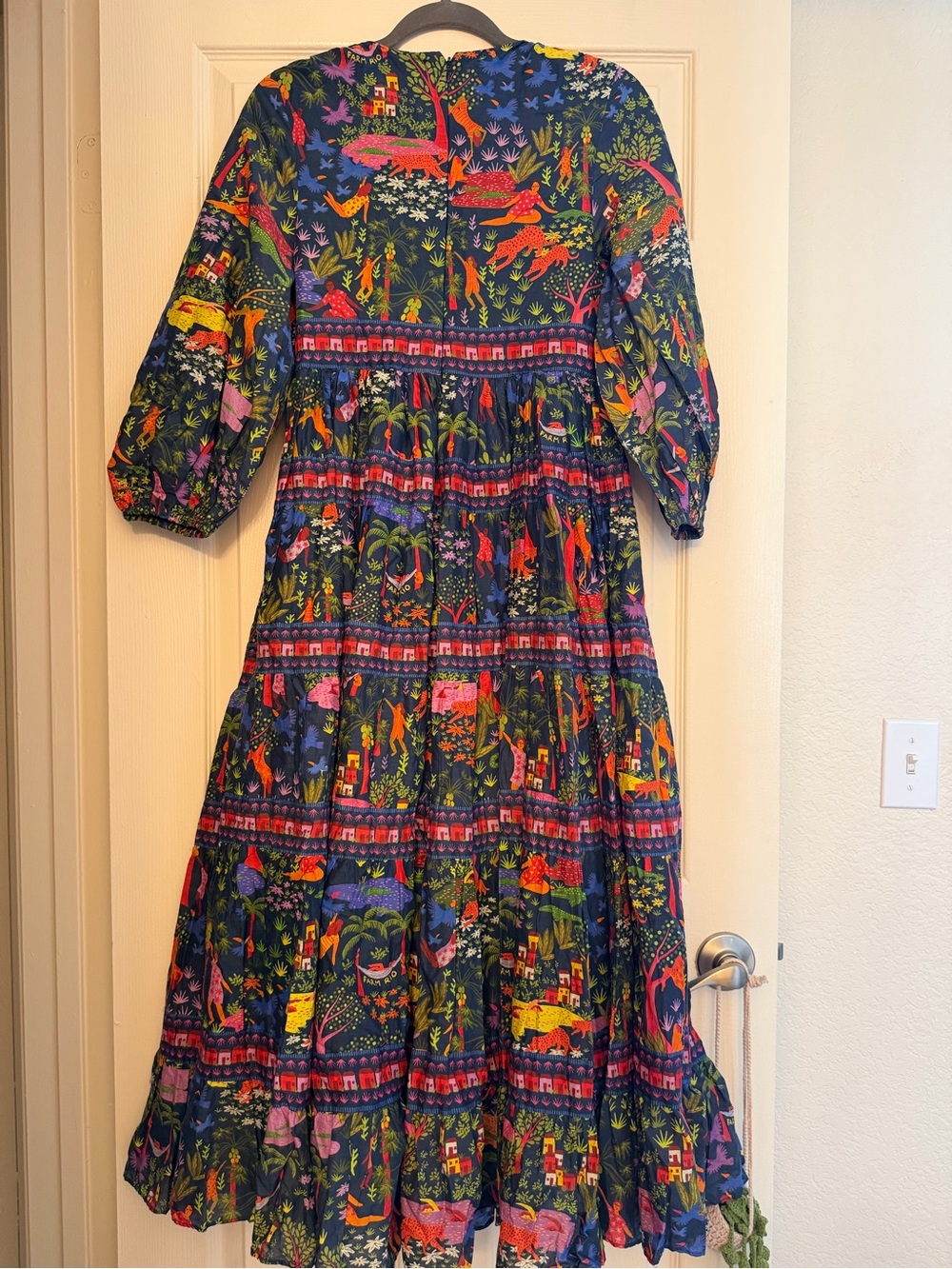 Farm Rio Utopia Puff Sleeve Tropical Midi Tier Dress NEW - Picture 11 of 11